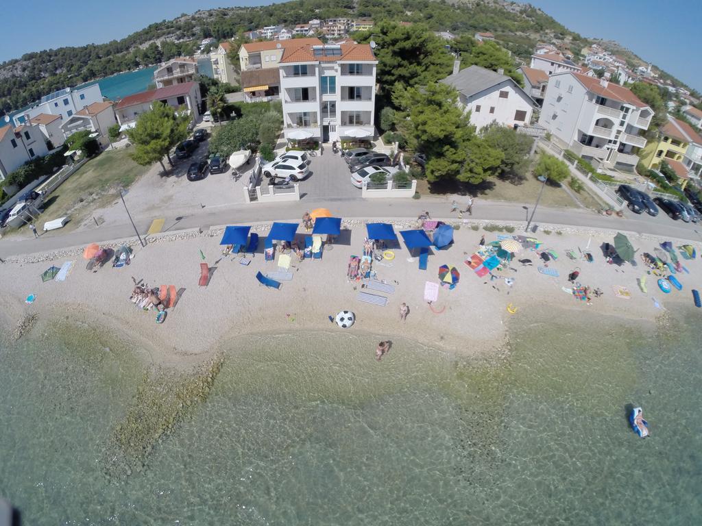 Villa Koala Apartments Zaboric Oda fotoğraf